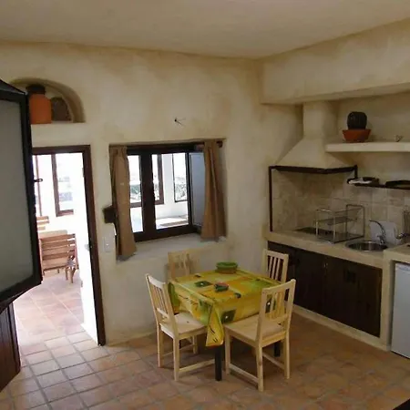 Sleeps 2 Pool Wifi Las Breñas