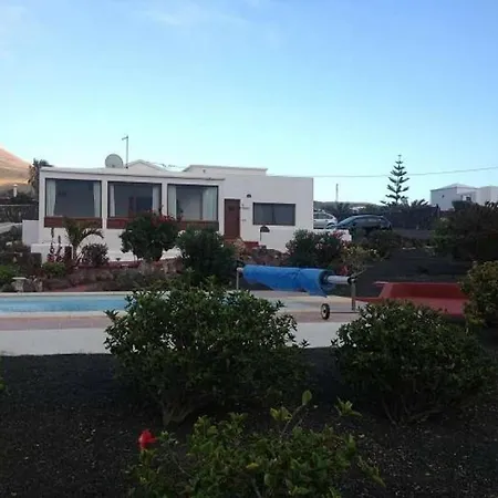 Sleeps 2 Pool Wifi *